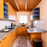 Namaste Homes - Mit Balkon & Carport * Bad Windsheim