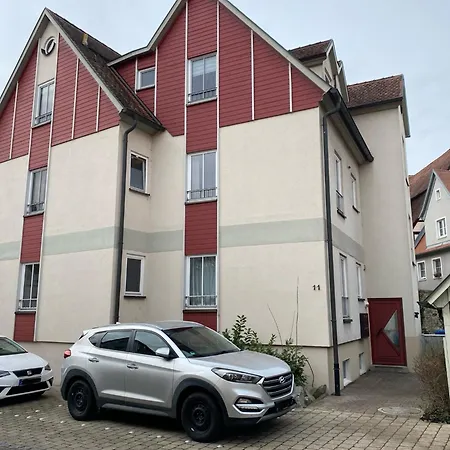 Namaste Homes - Mit Balkon & Carport Apartment