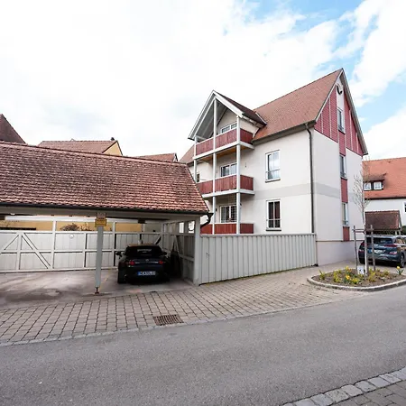 Apartment Namaste Homes - Mit Balkon & Carport